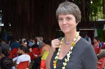 Et si le livre devenait numérique? Rencontre avec Virginie Clayssen Et si le livre devenait numérique? Rencontre avec Virginie Clayssen