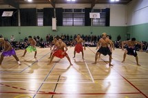 Les lycéens tahitiens enflamment la compétition UNSS de volley à Dinard Les lycéens tahitiens enflamment la compétition UNSS de volley à Dinard