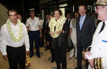 La Ministre a été accueillie par le HC Richard Didier et le VP Antony Géros La Ministre a été accueillie par le HC Richard Didier et le VP Antony Géros
