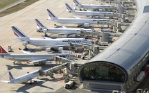 Aérien: retards et annulations au 1er jour du conflit, pas d'engorgement dans les aéroports