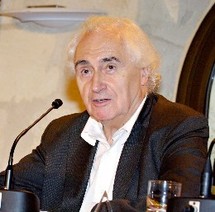 Carnets de la toile: Le temps des citoyens polynésiens numériques