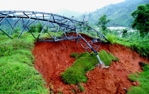 État d’urgence à Fidji, une menace cyclonique vient s’ajouter aux inondations État d’urgence à Fidji, une menace cyclonique vient s’ajouter aux inondations