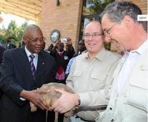 Monaco accueille sept tortues offertes par l'ex-président du Mali en exil Monaco accueille sept tortues offertes par l'ex-président du Mali en exil