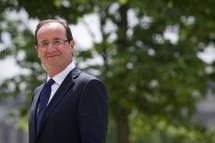 Sur le fond et la forme, Hollande ravi de sa première sortie diplomatique