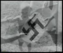 Un néonazi postait sur Facebook des photos de son bébé ceint d'un drapeau nazi