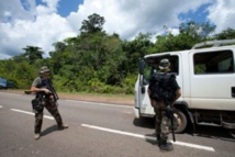 Guyane: nouvelle interpellation après l'attaque d'un convoi de gendarmes et militaires Guyane: nouvelle interpellation après l'attaque d'un convoi de gendarmes et militaires
