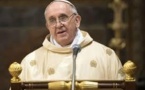 Le pape dénonce la "dictature d'une économie sans visage ni but humain"