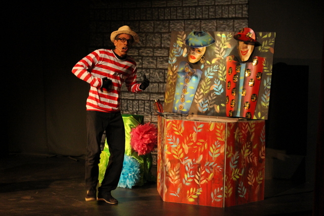 "Cendrillon, le spectacle" sur la scène du Petit théâtre de la Maison de la culture.