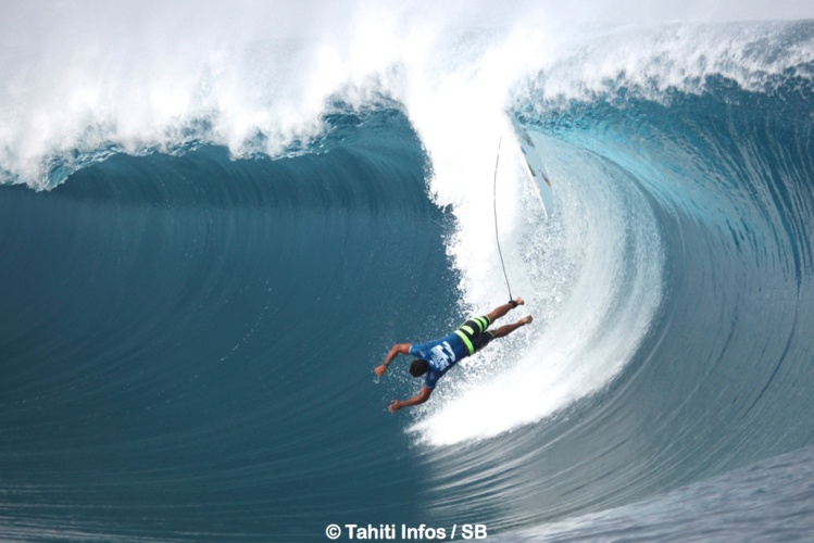 Michel Bourez avait failli arriver en quart de finale à Teahupo'o en 2014 Michel Bourez avait failli arriver en quart de finale à Teahupo'o en 2014