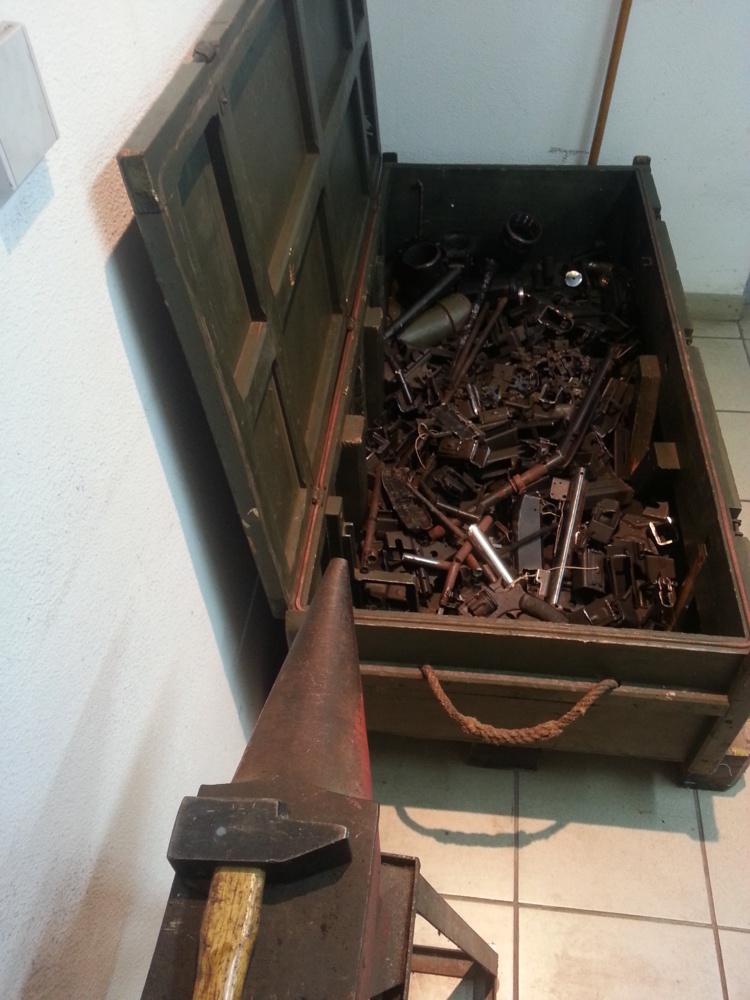 200 armes et 11 341 munitions illégales à la casse pour éviter des drames dans les foyers