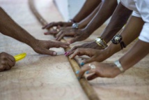 Cuba : un cigare de 90 mètres pour les 90 ans de Fidel Castro Cuba : un cigare de 90 mètres pour les 90 ans de Fidel Castro