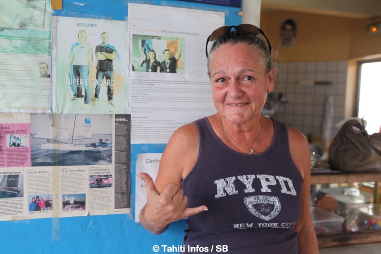 Leina Caspar, la mère de Billy Besson au Yacht Club d'Arue Leina Caspar, la mère de Billy Besson au Yacht Club d'Arue