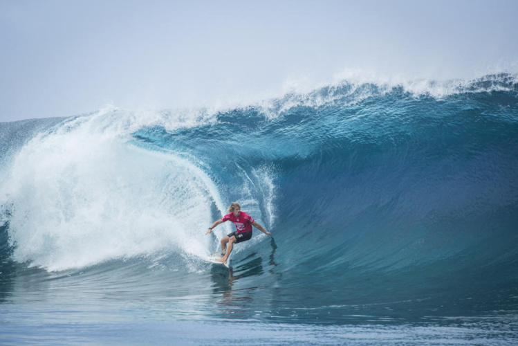 John John Florence a obtenu le meilleur total de la journée John John Florence a obtenu le meilleur total de la journée