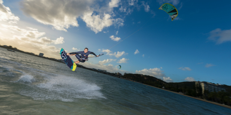 Un kitesurfeur tué par un requin en Nouvelle-Calédonie Un kitesurfeur tué par un requin en Nouvelle-Calédonie