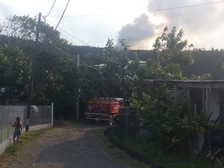 Incendie sur le plateau Atohei à Papenoo, les gros moyens mobilisés (Màj)