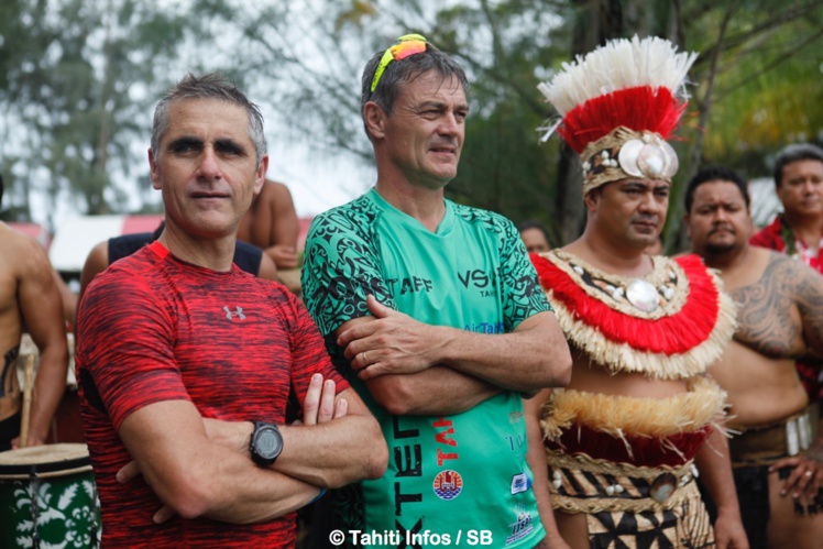 Jean Michel Monot avec Laurent Jalabert, à gauche, lors du Xterra Tahiti 2016 Jean Michel Monot avec Laurent Jalabert, à gauche, lors du Xterra Tahiti 2016