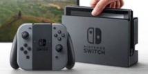 La console Nintendo Switch fraîchement accueillie par les professionnels au Japon