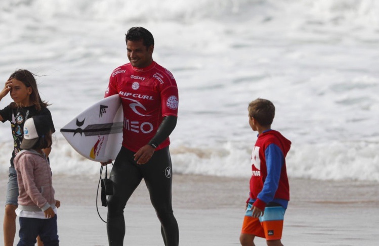 Surf Pro – Rip Curl Pro Portugal : Michel Bourez obtient la meilleure note