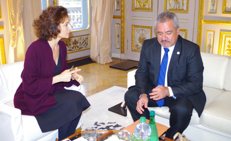 Lors de l'entretien avec Audrey Azoulay, ministre de la Culture et de la Communication du gouvernement Hollande.
