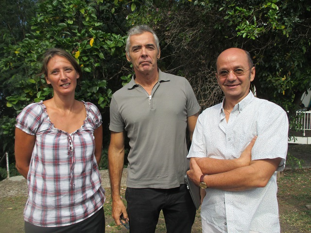 De gauche à droite, Sandrine Jussic, gestionnaire du service de la Formation continue, Franck Lucas, responsable pédagogique de la licence professionnelle, et Pascal Ortega, responsable pédagogique du master GEMIT.