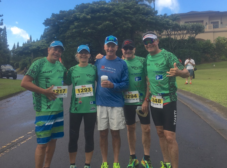 Le Team VSOP avec Tom Kelly président de Xterra World Le Team VSOP avec Tom Kelly président de Xterra World