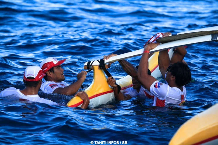 Shell B a du changer de balancier en sortie de passe de Huahine Shell B a du changer de balancier en sortie de passe de Huahine