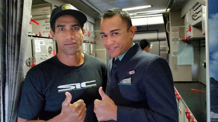 Georges Cronsteadt fait partie du programme Ambassadeurs d'Air Tahiti Nui depuis plusieurs années Georges Cronsteadt fait partie du programme Ambassadeurs d'Air Tahiti Nui depuis plusieurs années