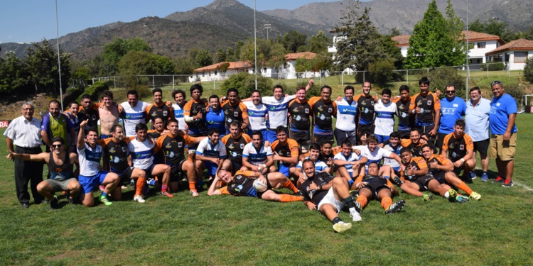 Le RC Pirae avec les joueurs de l'Universidad Catolica