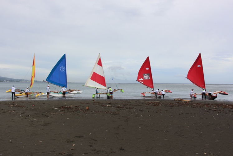Les pirogues partiront ce lundi matin à 9H de la Pointe Vénus Les pirogues partiront ce lundi matin à 9H de la Pointe Vénus
