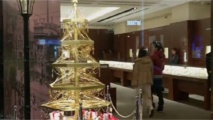 A Tokyo, un arbre de Noël à 1,7 million d'euros
