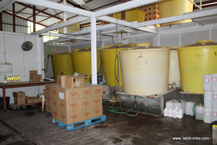 Les cuves qui servaient à la fabrication de l'eau de javel. Les cuves qui servaient à la fabrication de l'eau de javel.