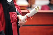 Université: 90% des étudiants diplômés ont un emploi, plus de deux ans après les études Université: 90% des étudiants diplômés ont un emploi, plus de deux ans après les études