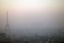 Pollution: 3e jour de circulation alternée en région parisienne, des mesures pour les transports propres Pollution: 3e jour de circulation alternée en région parisienne, des mesures pour les transports propres