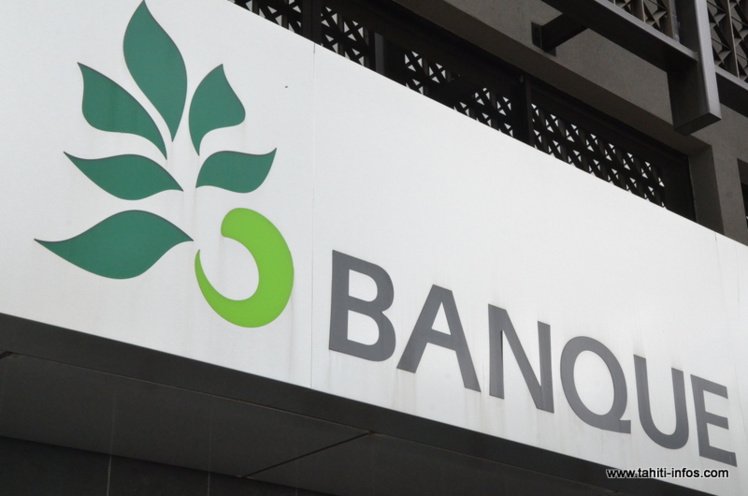 James Estall sur la sellette à la banque Socrédo James Estall sur la sellette à la banque Socrédo