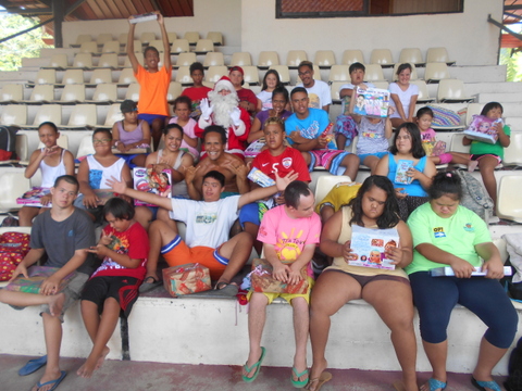 Noël à Moorea pour les enfants du centre de Papa Nui
