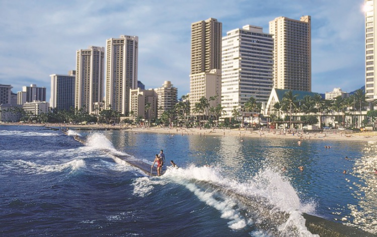 La mer, le sable et un petit peu de béton quand même… La mer, le sable et un petit peu de béton quand même…