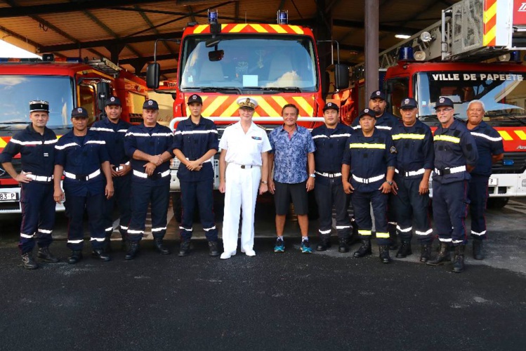 Le Haut-commissaire a visité les services de secours travaillant le soir de la Saint-Sylvestre Le Haut-commissaire a visité les services de secours travaillant le soir de la Saint-Sylvestre