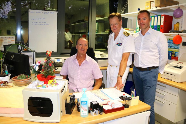 Le Haut-commissaire a visité les services de secours travaillant le soir de la Saint-Sylvestre Le Haut-commissaire a visité les services de secours travaillant le soir de la Saint-Sylvestre