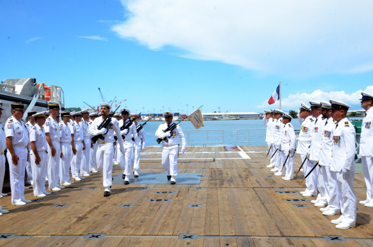 Un nouveau commandant pour le Bougainville