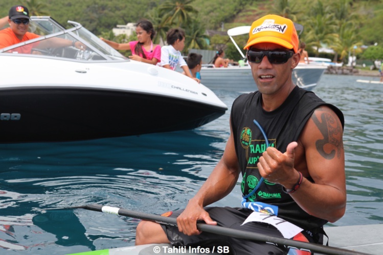 Georges participe aux courses locales et aux aux courses internationales Georges participe aux courses locales et aux aux courses internationales