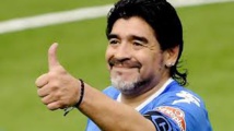 Maradona sera ambassadeur de Naples une fois réglés ses problèmes fiscaux (président) Maradona sera ambassadeur de Naples une fois réglés ses problèmes fiscaux (président)