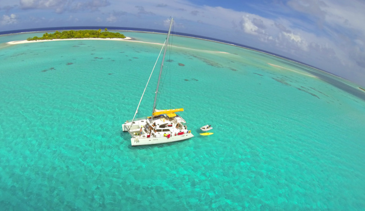 Le catamaran, et l’impression d’avoir toutes les Tuamotu à sa disposition Le catamaran, et l’impression d’avoir toutes les Tuamotu à sa disposition