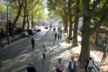 Paris veut "favoriser la marche" et lance un plan piéton Paris veut "favoriser la marche" et lance un plan piéton