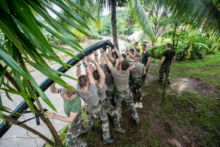Le RIMAP-P aide la population à ré ouvrir une route d’accès à un quartier Le RIMAP-P aide la population à ré ouvrir une route d’accès à un quartier