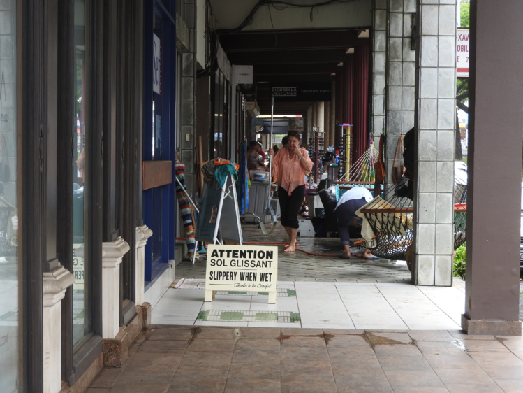 Inondations : Les commerçants espèrent une aide du Pays Inondations : Les commerçants espèrent une aide du Pays