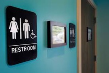 Privée de pause pipi, une lycéenne californienne reçoit 1,25 million de dollars