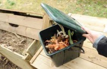 Les Parisiens vont avoir une nouvelle poubelle, pour les biodéchets