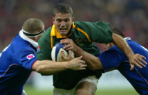 Mort de Joost van der Westhuizen, demi de mêlée légendaire des Springboks Mort de Joost van der Westhuizen, demi de mêlée légendaire des Springboks