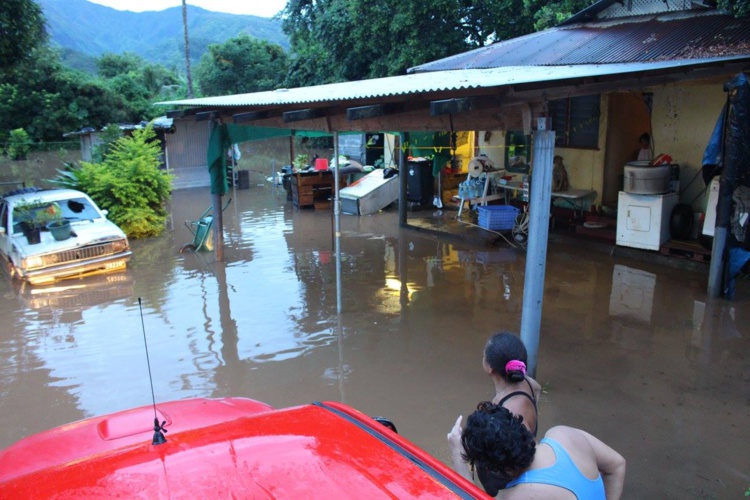 Une habitation touchée par l'inondation suite aux fortes pluies du 3 février à Papeari.