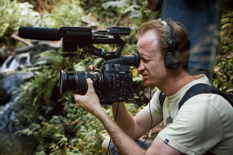 Fifo - "Le va'a dans les veines" : plus qu'un sport, c'est "un patrimoine" selon Denis Pinson